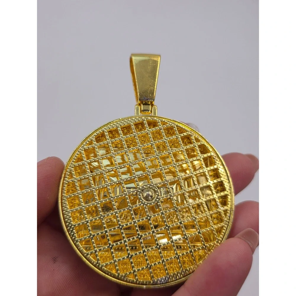 Gold Tone Last Supper Medallion Pendant Iced Out Rhinestone Hip Hop Religious